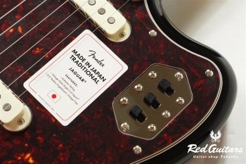 MADE IN JAPAN TRADITIONAL 60S JAGUAR - 3 Color Sunburst